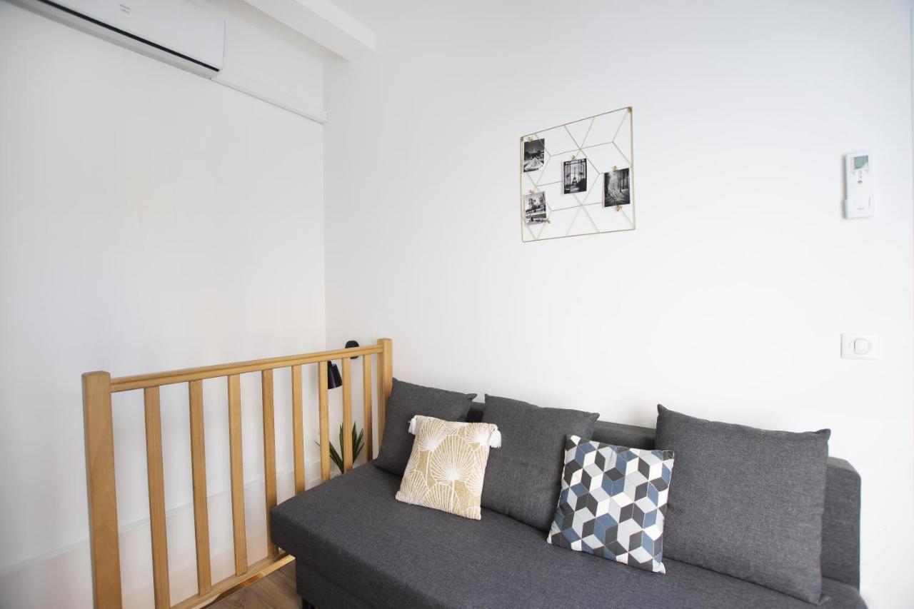 Bel Appartement Idealement Situe - Tour Eiffel Paris Exterior foto
