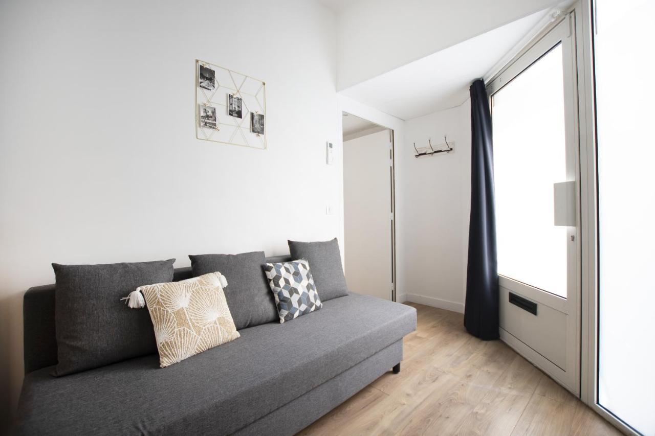 Bel Appartement Idealement Situe - Tour Eiffel Paris Exterior foto